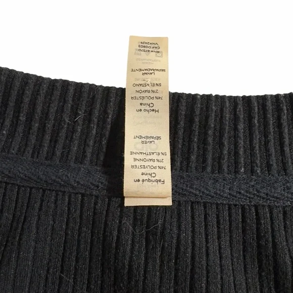 Alo Yoga Ribbed Cropped Long Sleeve Top | Black Minimalist Loungewear | Size S - Picture 9 of 11